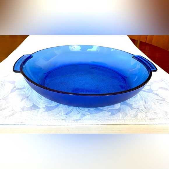 Cobalt blue glass deep round shaped serving plate with two handles serving dish - Picture 12 of 15